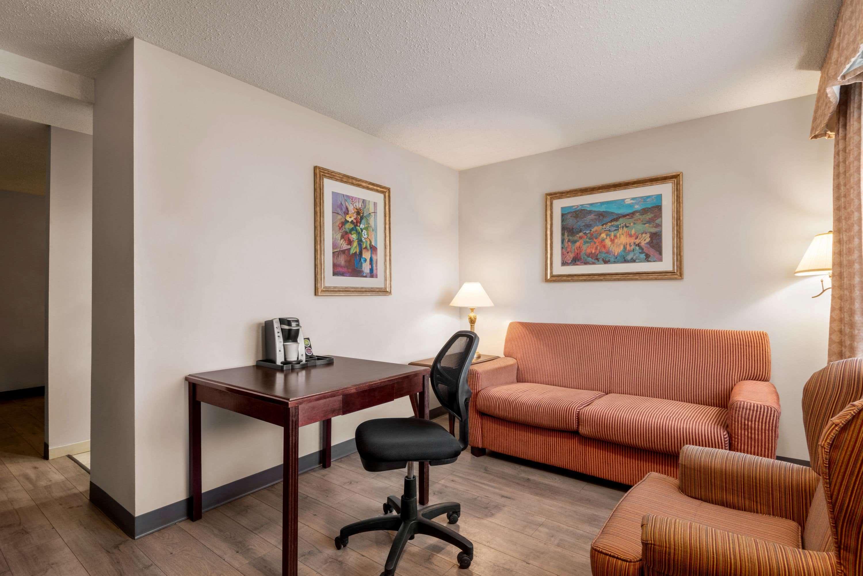 Travelodge By Wyndham Abbotsford Bakerview Bagian luar foto