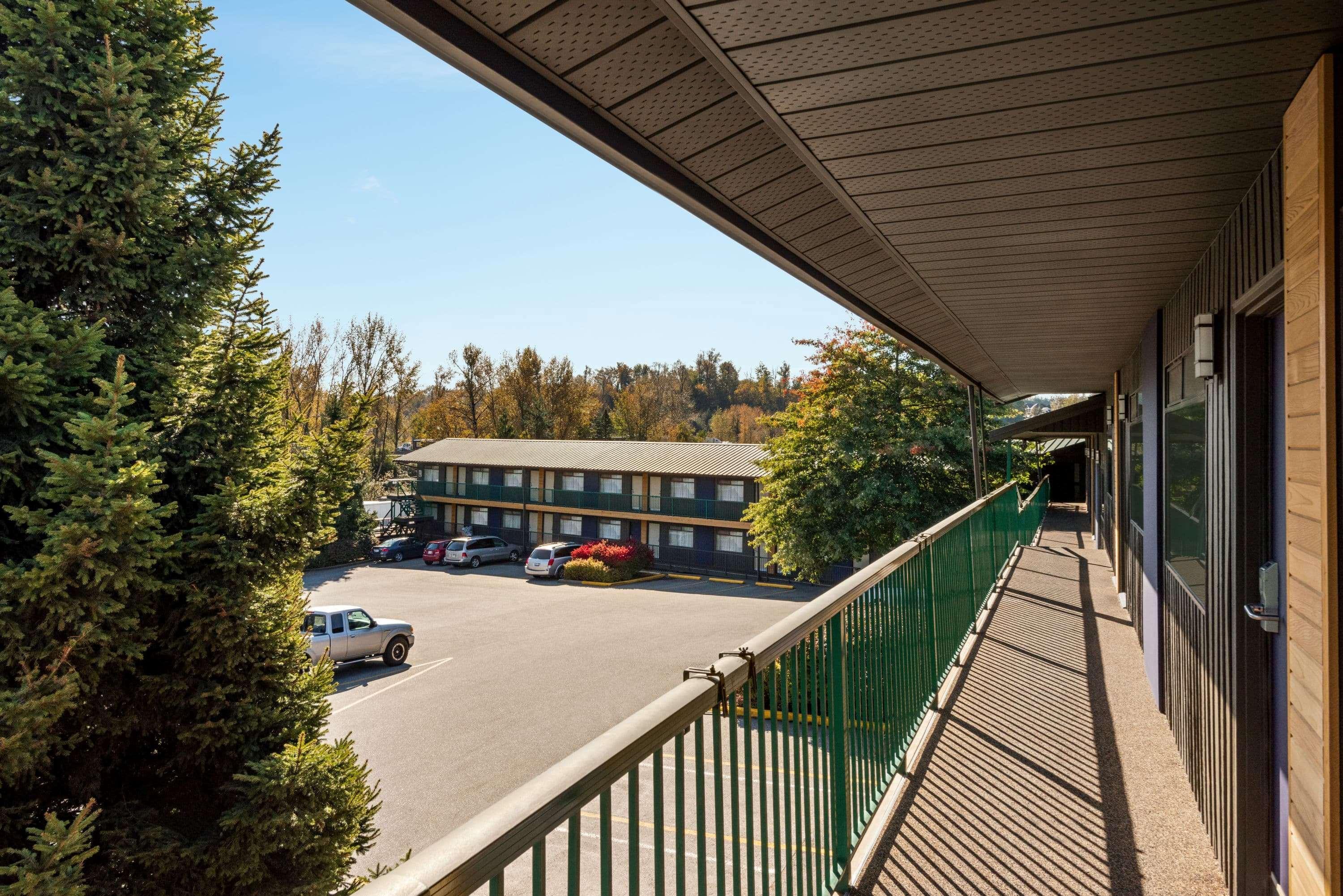 Travelodge By Wyndham Abbotsford Bakerview Bagian luar foto