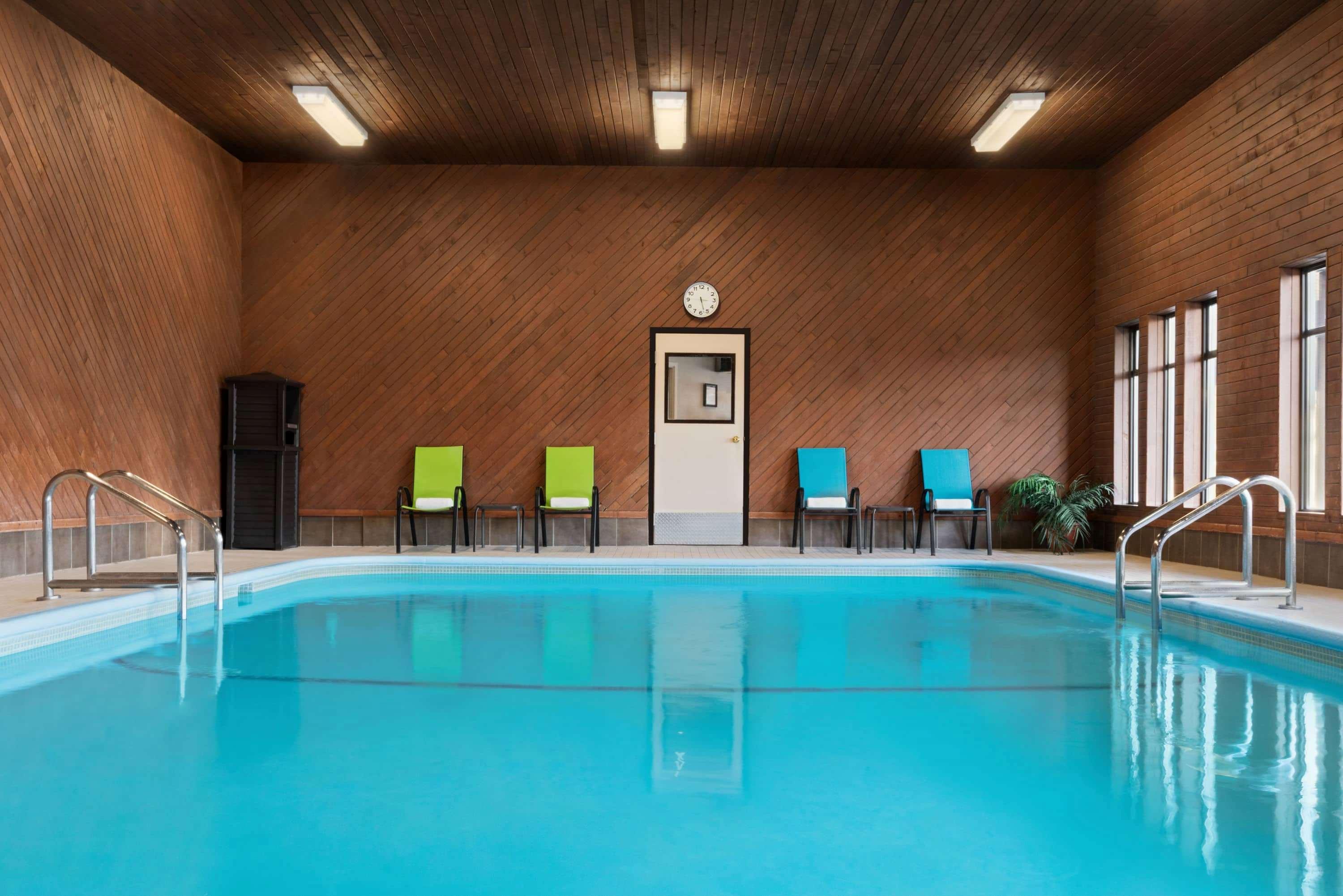 Travelodge By Wyndham Abbotsford Bakerview Bagian luar foto