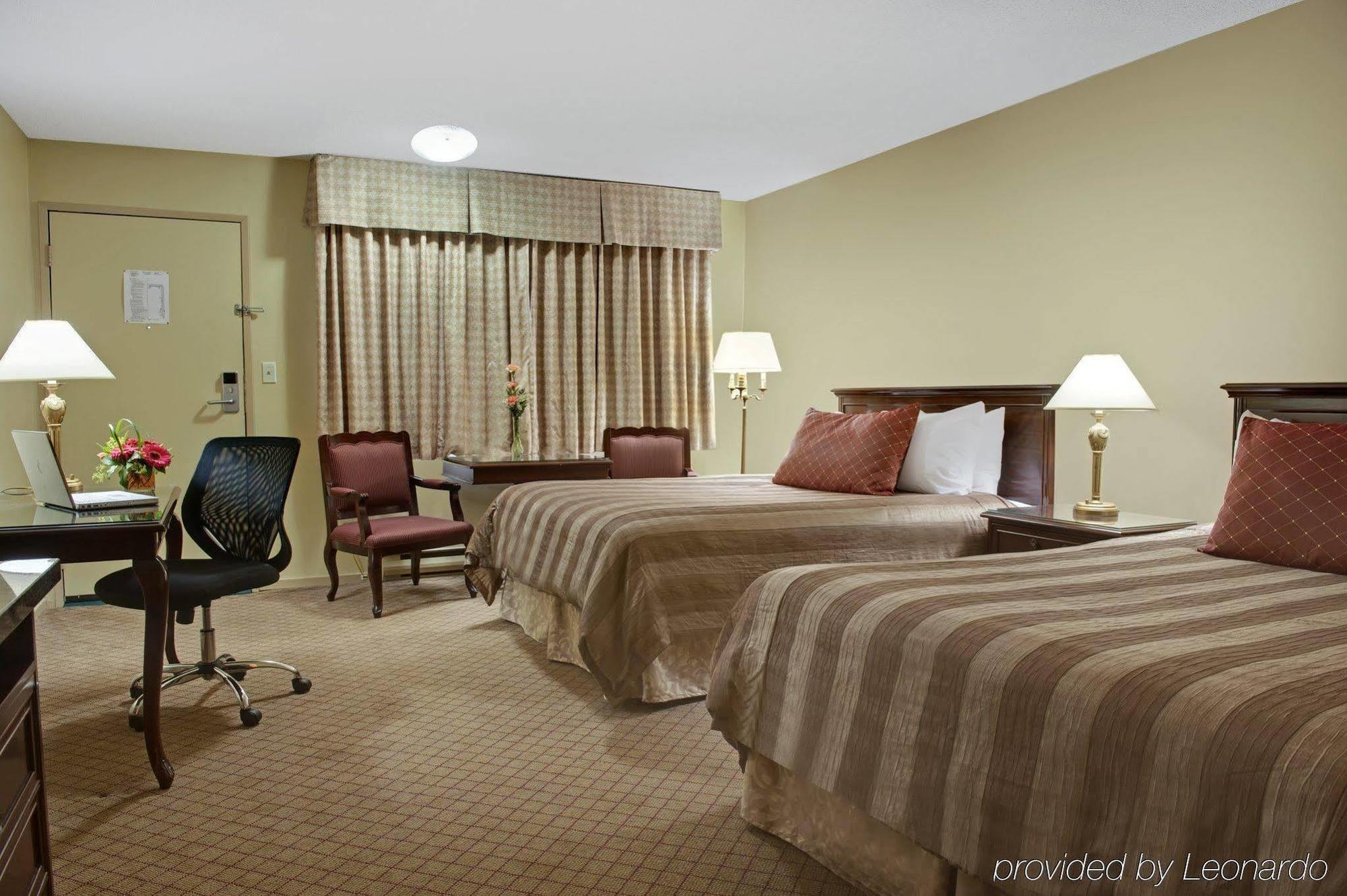 Travelodge By Wyndham Abbotsford Bakerview Bagian luar foto